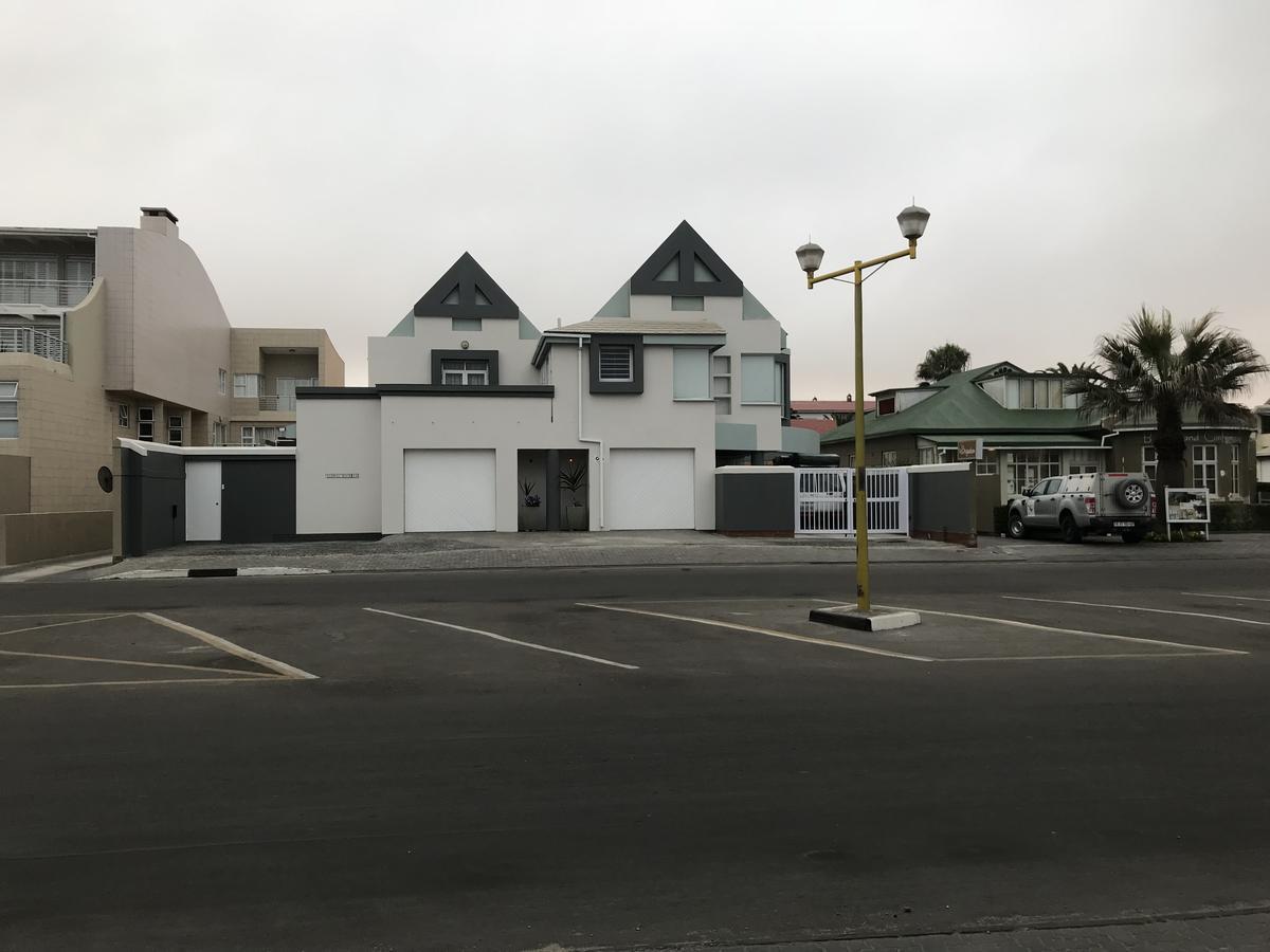 Mylas Cottage Swakopmund Exterior photo